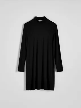Vestito in maglia dolcevita